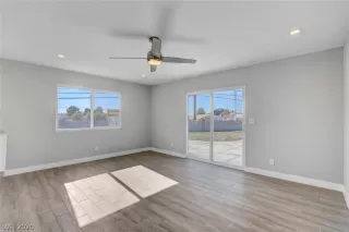 Photo #4: 2173116 Listing 