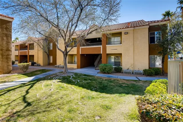 MLS: 2173209 Condo For Sale