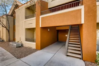 Photo #3: 2173209 Listing 