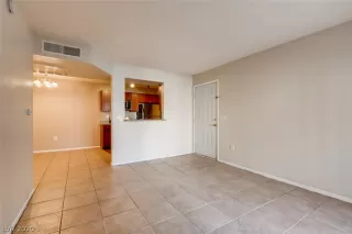 Photo #5: 2173209 Listing 