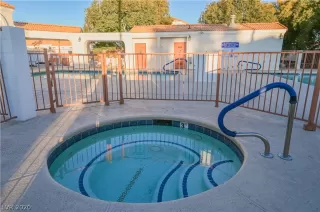 Photo #6: 2173227 Listing