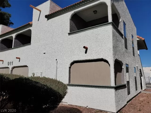 MLS: 2173363 Condo For Sale