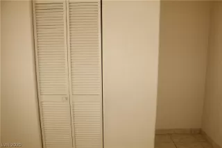 Photo #2: 2173410 Listing 