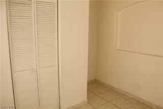 Photo #3: 2173410 Listing 