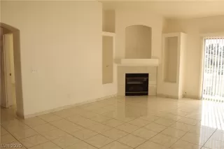 Photo #6: 2173410 Listing 