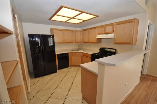 MLS: 2173446 Condo For Sale