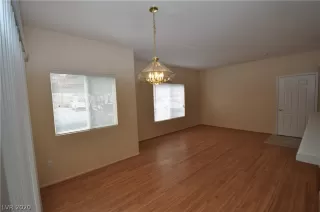Photo #4: 2173446 Listing 