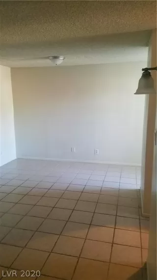 Photo #5: 2173467 Listing 