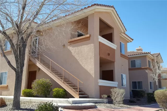 MLS: 2173479 Condo For Sale