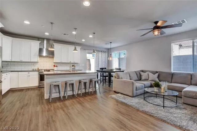 MLS: 2173551 Condo For Sale