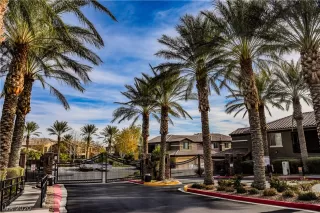 Photo #3: 2173559 Listing