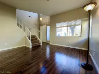 Photo #3: 2173590 Listing