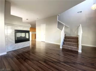 Photo #5: 2173590 Listing