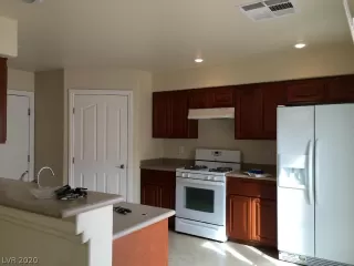 Photo #2: 2173621 Listing 