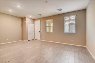 Photo #1: 2173625 Listing 