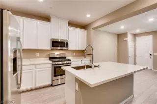 Photo #6: 2173625 Listing 