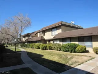 Photo #1: 2173658 Listing