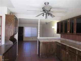 Photo #4: 2173658 Listing