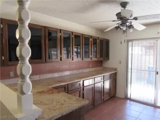 Photo #6: 2173658 Listing