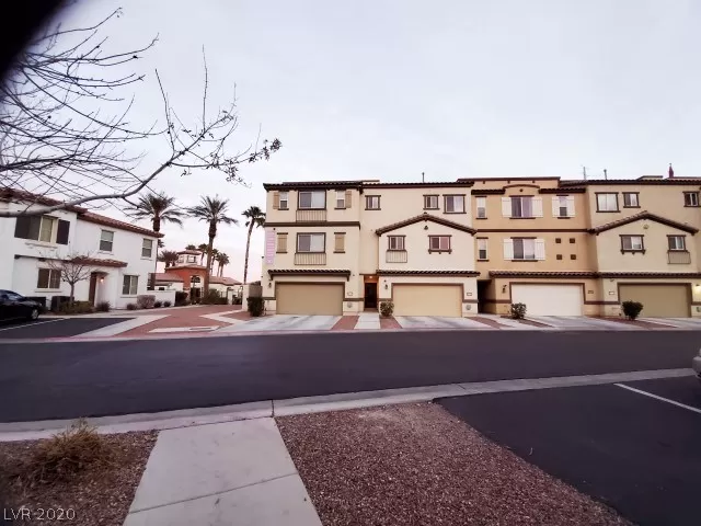 MLS: 2173666 Condo For Sale