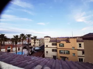 Photo #1: 2173666 Listing 