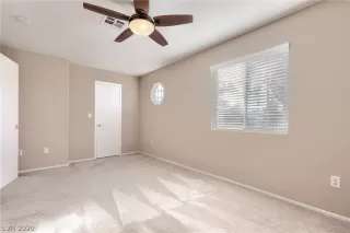 Photo #6: 2173704 Listing