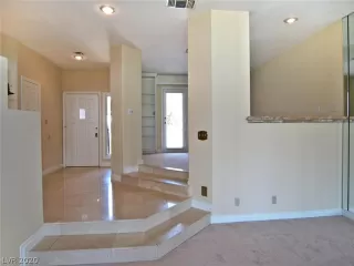 Photo #1: 2173731 Listing 