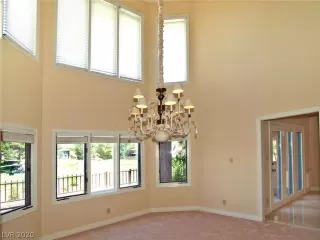 Photo #5: 2173731 Listing 