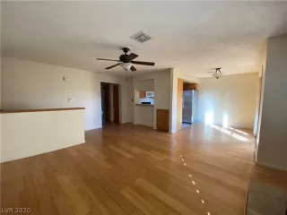 Photo #5: 2173788 Listing 