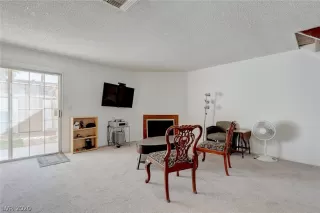 Photo #5: 2173807 Listing