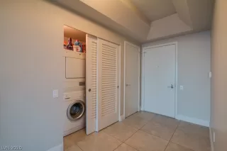 Photo #5: 2173888 Listing 