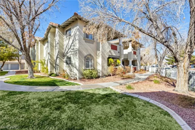 MLS: 2173915 Condo For Sale