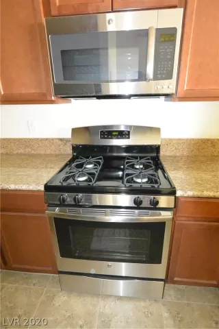Photo #3: 2173936 Listing 