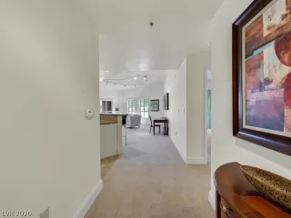 Photo #3: 2173942 Listing