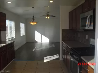 Photo #4: 2173969 Listing 