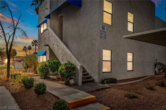 MLS: 2173990 Condo For Sale