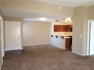 Photo #2: 2174044 Listing 