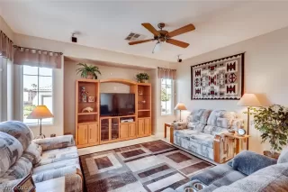 Photo #3: 2174080 Listing