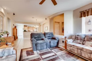 Photo #5: 2174080 Listing