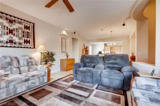 Photo #6: 2174080 Listing