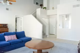 Photo #2: 2174153 Listing