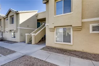 Photo #3: 2174215 Listing