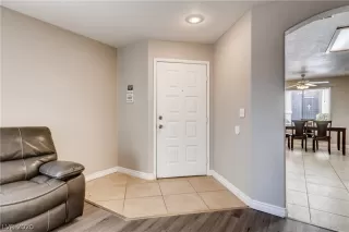 Photo #1: 2174218 Listing