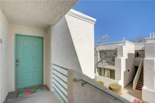 Photo #5: 2174226 Listing