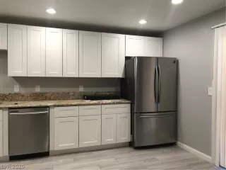 Photo #6: 2174257 Listing 