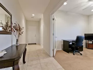 Photo #2: 2174277 Listing 