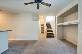 Photo #5: 2174325 Listing