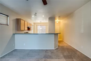 Photo #6: 2174325 Listing