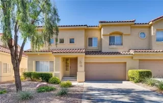 Photo #1: 2174383 Listing