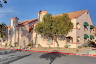 Photo #1: 2174419 Listing